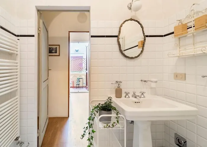 아파트 Elegante E La Foglia D'oro