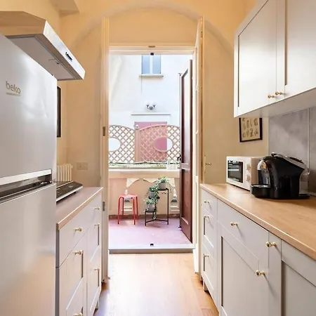 Apartment Elegante E La Foglia D'oro